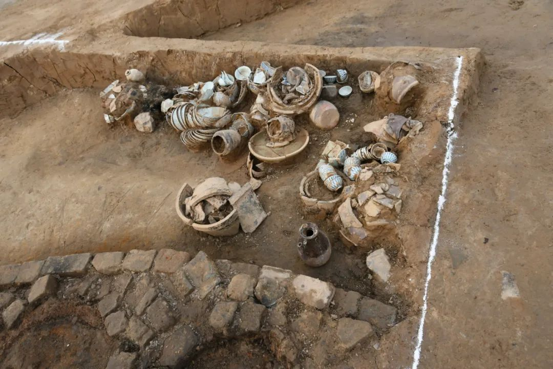 智慧考古，智慧博物馆， 板闸镇遗址内的一处饭店后厨